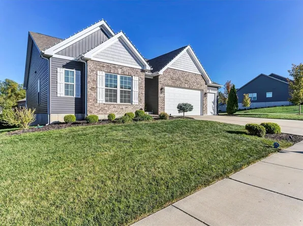 103 Brookfield Crossing Dr, Lake Saint Louis, MO 63367