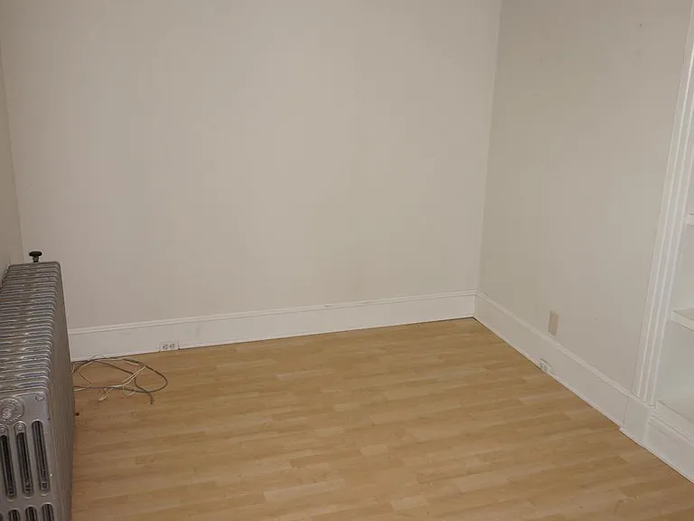 535 Sandy St — Photo 16