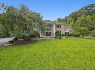 744 Ridge Rd, Kinnelon, NJ 07405