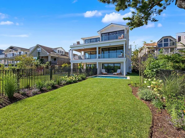 2904 Wesley Ave #1, Ocean City, NJ 08226
