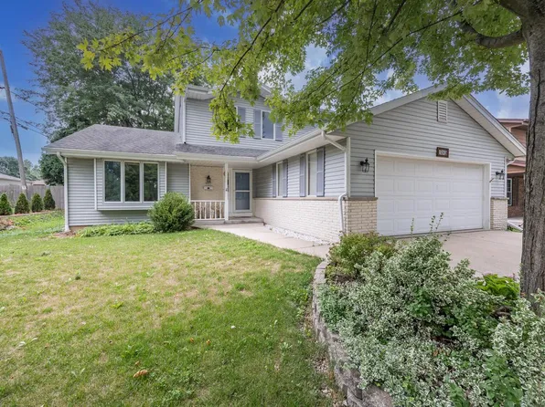 9425 W Harrison AVENUE, West Allis, WI 53227