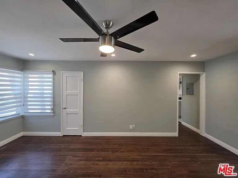 102 Gaviota Ave #106 — Photo 12