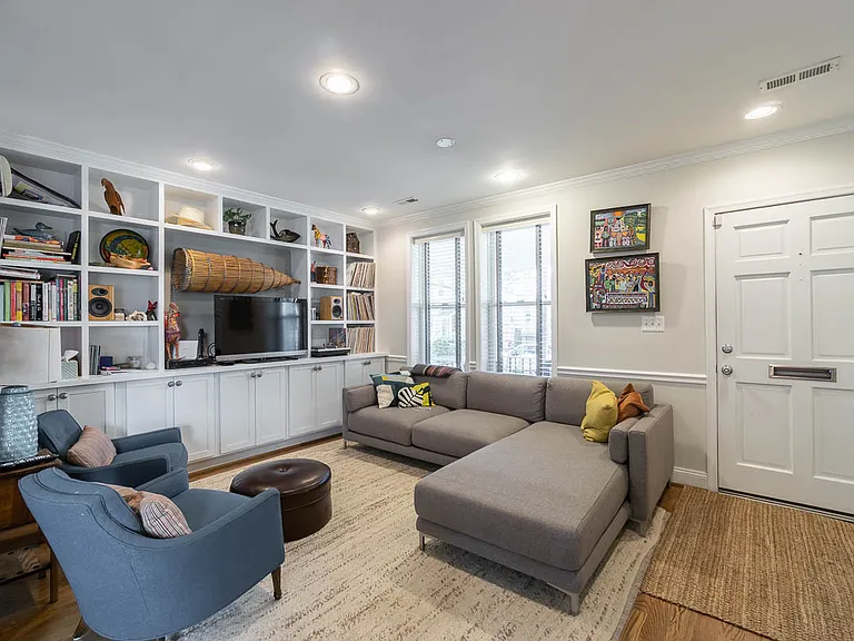 904 Webster St NW — Photo 34