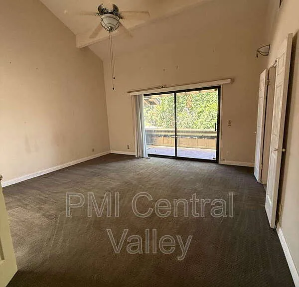 1725 Edgebrook Dr #C — Photo 18