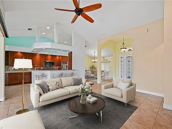 2nd image of 2102 Cape Coral PKWY W
