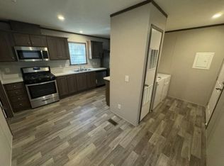 2429 E Birch Dr #116, Kawkawlin, MI 48631