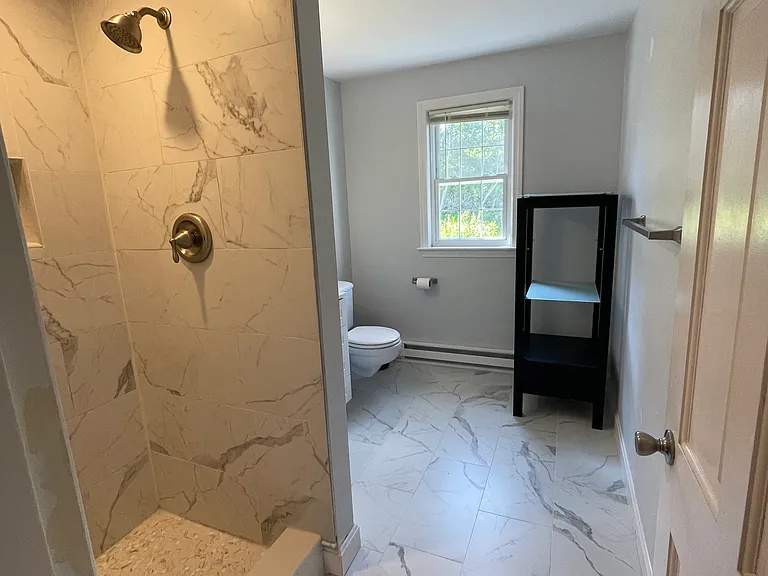 Main bedroom private bath