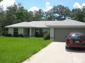 2nd image of 202 SE Fisher Way