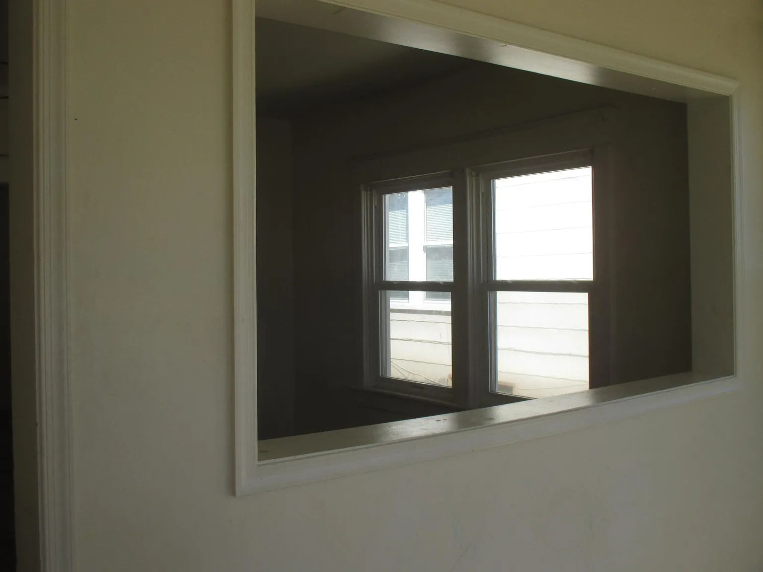 2 bed, 1100 sqft, $1,300 — Photo 2