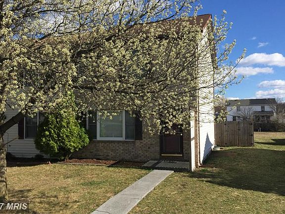 2nd image of 168 Hackberry Dr