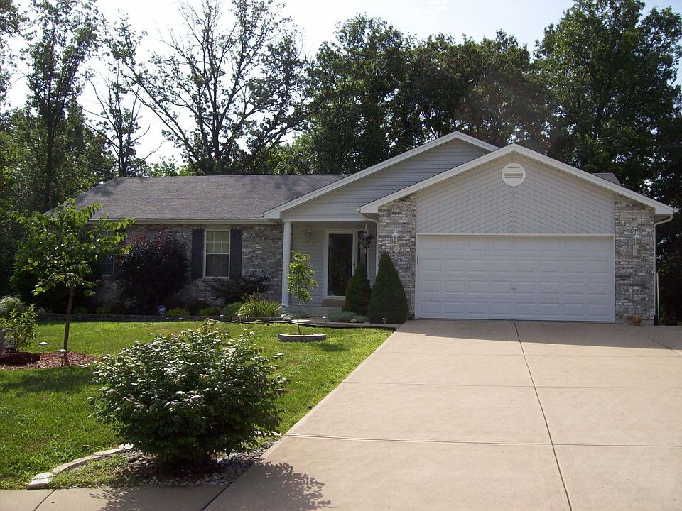 1st image of 130 Dena Ct
