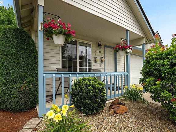 4th image of 17304 SE 15th Way #16