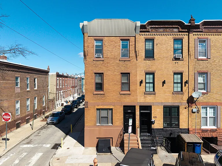 1427 W Ritner St #2F — Photo 1