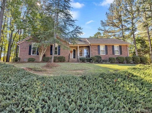 2505 Buckingham Dr, Sanford, NC 27330