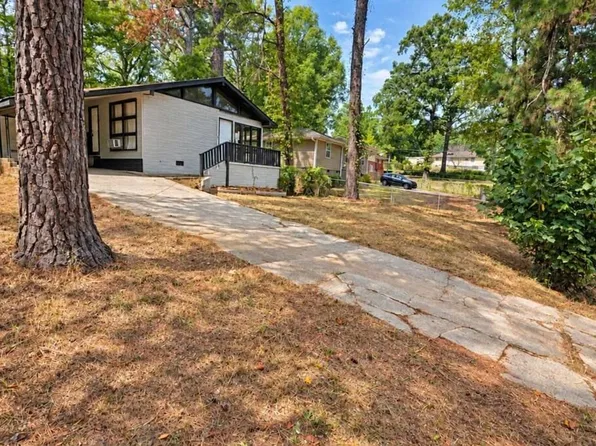 9184 Blackwell St SW, Covington, GA 30014