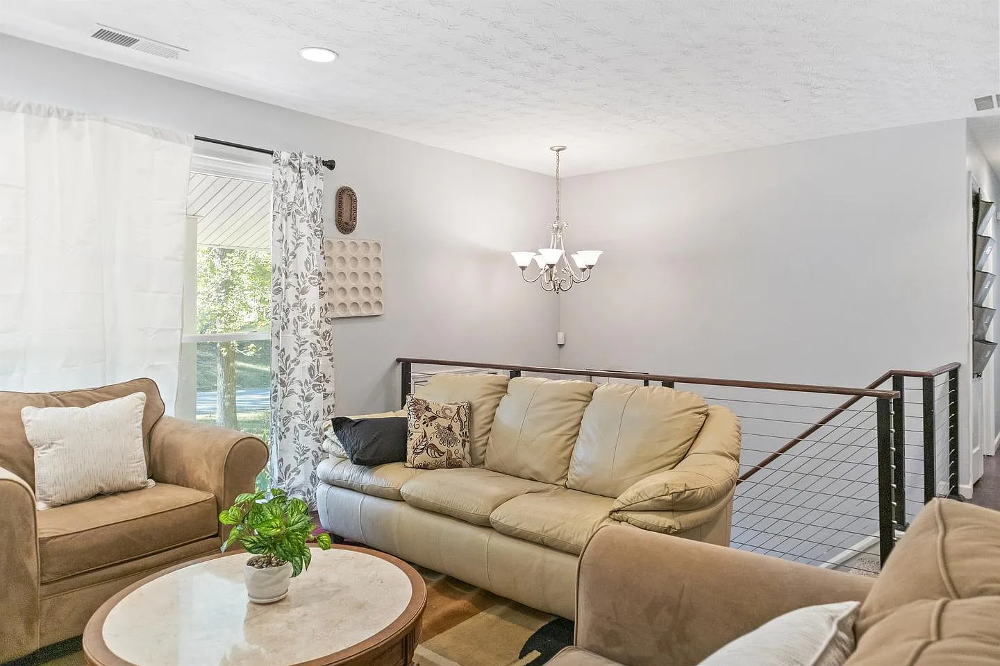 Cozy Stone Mountain Retreat Near Parks & Trails — Photo 4