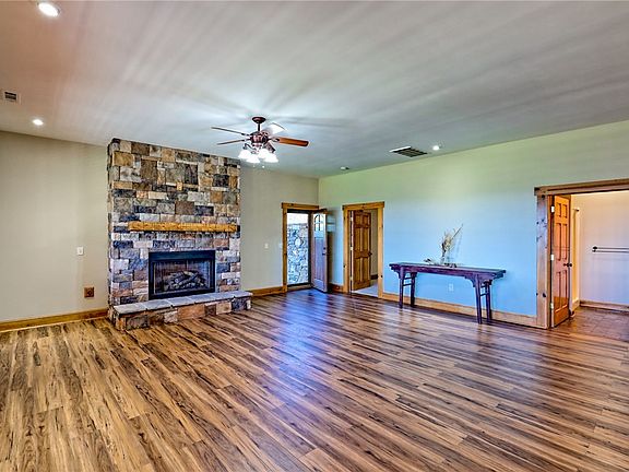 2nd image of 225 Whetstone Mountain Rd