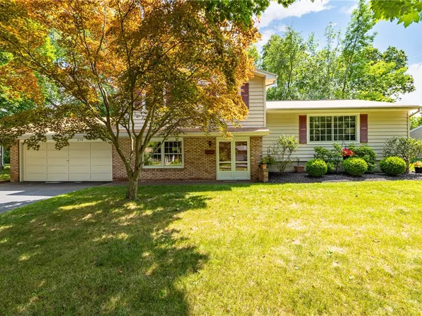 250 Ashley Dr, Rochester, NY 14620