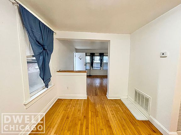 5th image of 1809 W Wabansia Ave