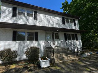 408A 7th St #A, East Northport, NY 11731