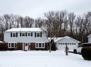 4325 Majestic Ln, Fairfax, VA 22033