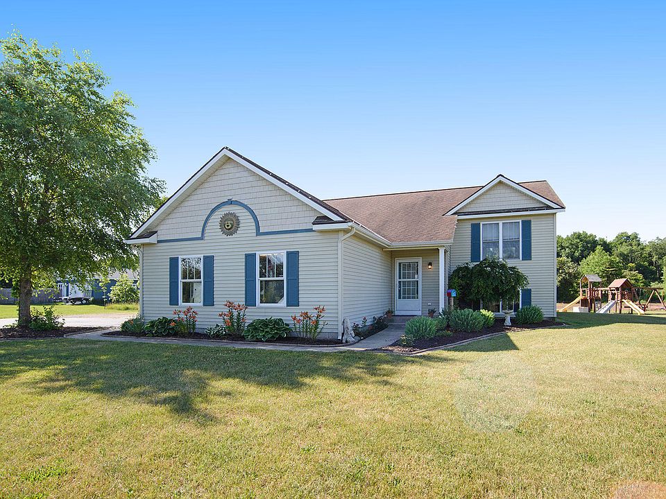 1st image of 6364 Orchard Trl