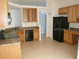 3rd image of 6833 Runner Oak Dr