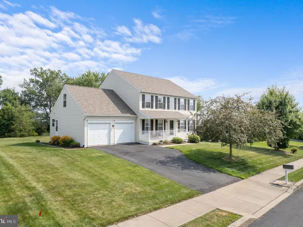 2532 Brooke Rd, Pennsburg, PA 18073