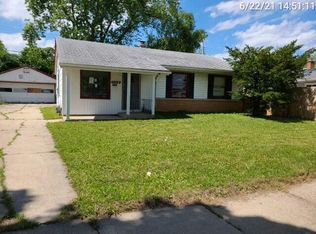 4889 N 77th St, Milwaukee, WI 53218