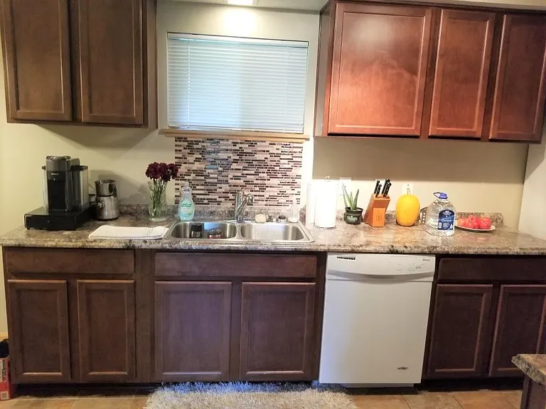 402 Cary Jay Blvd — Photo 10