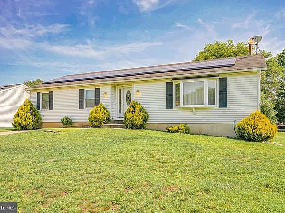 2nd image of 139 Sturbridge Dr