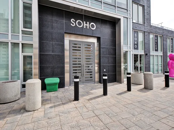 111 Champagne Ave S #611, Ottawa, ON K1S 5V3