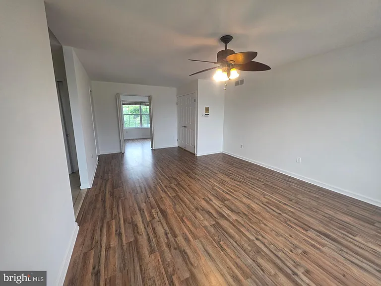 138 Persimmon St — Photo 27
