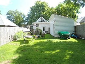 5th image of 90 Ironton St