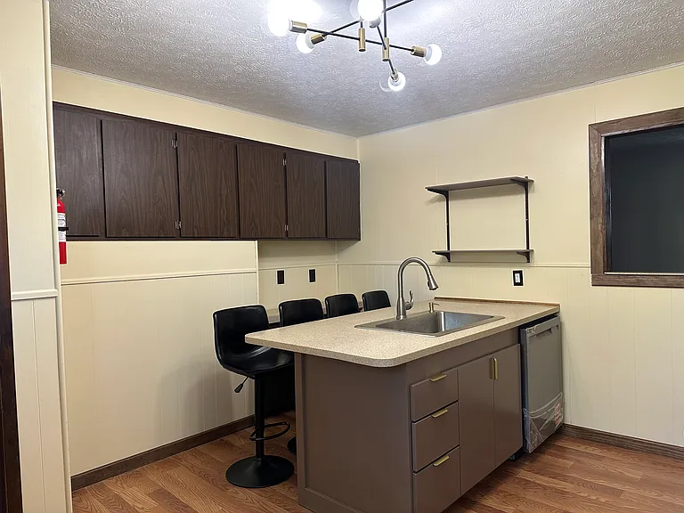 3582 Shepard Rd — Photo 3