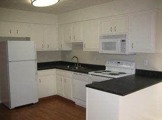 11580 Burke St APT 21, Omaha, NE 68154