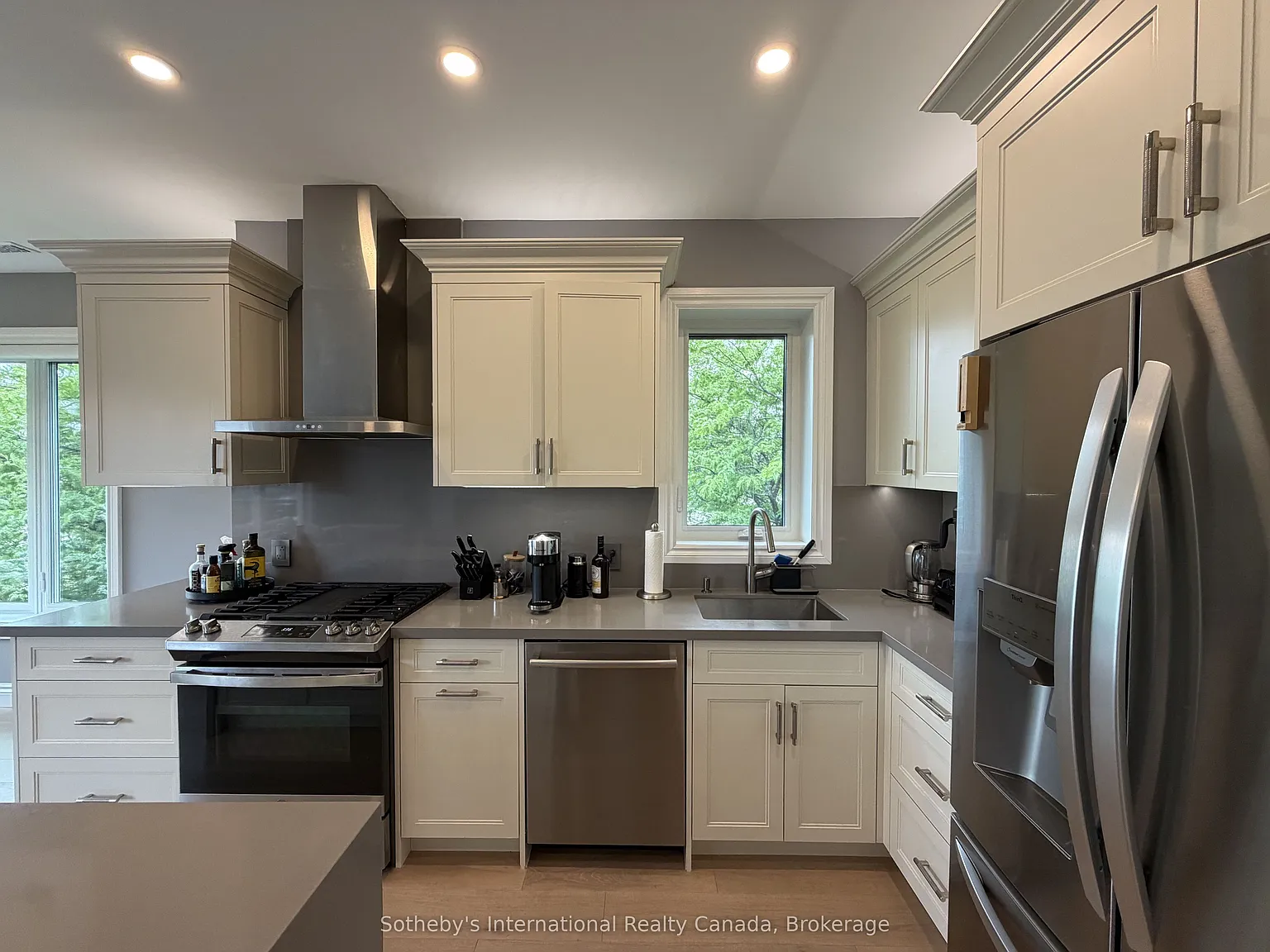 3 bed, $5,000 — Photo 4