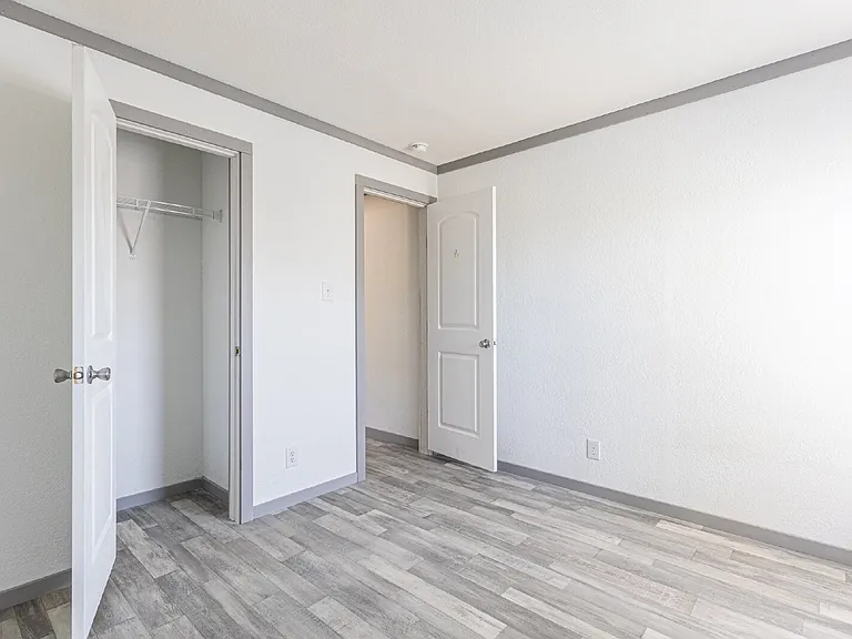 193 Live Oaks St #1 — Photo 18
