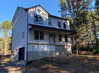 2 Dean Rd, Pt Jervis, NY 12780