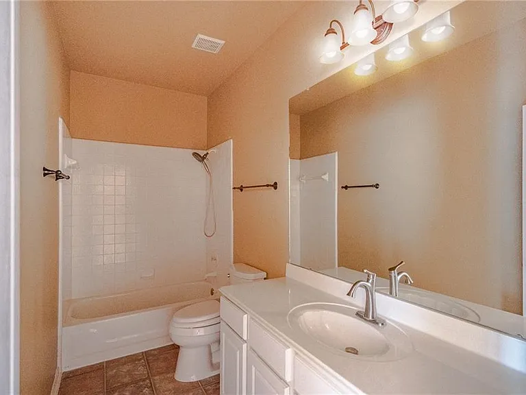 27 Troon Dr — Photo 10