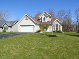 78 Cape Henry Trl, West Henrietta, NY 14586