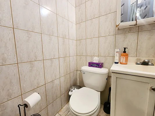 Rented by RELEASE NY | media 15