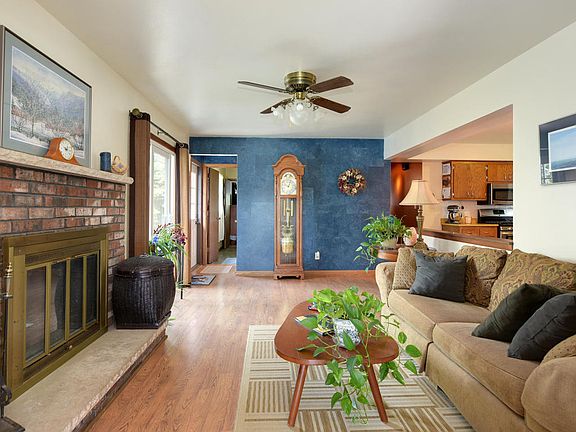 3rd image of 8615 N 64th St