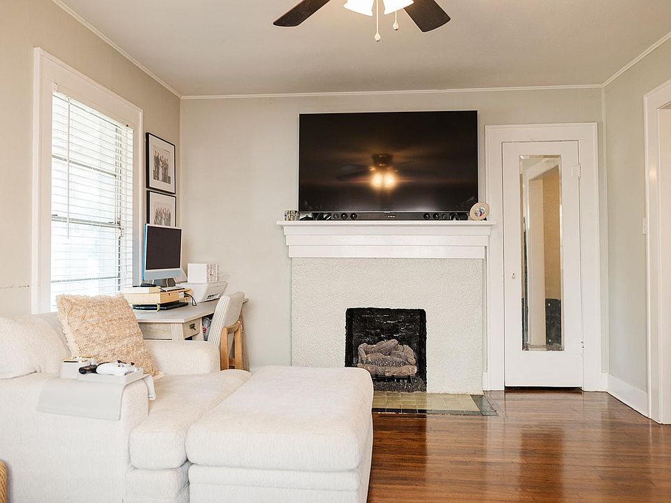 1st image of 4036 Byers Ave