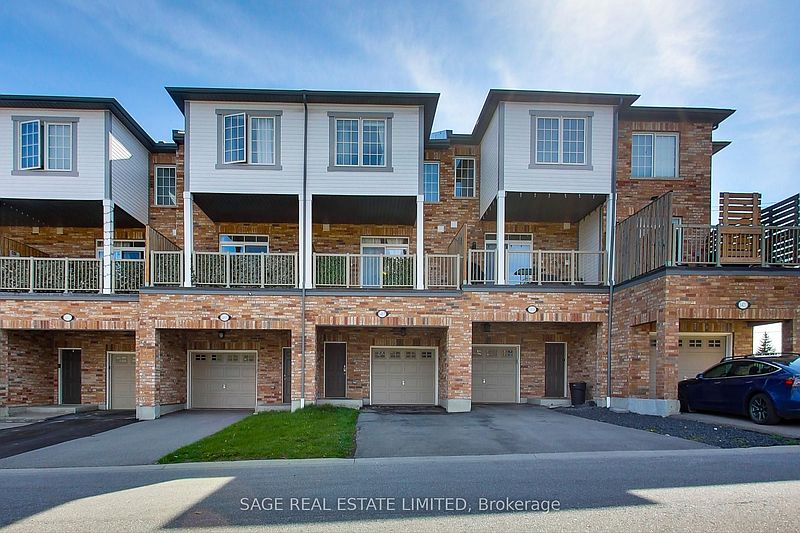 Ajax Townhouse for rent - 2 Bedrooms — photo 42