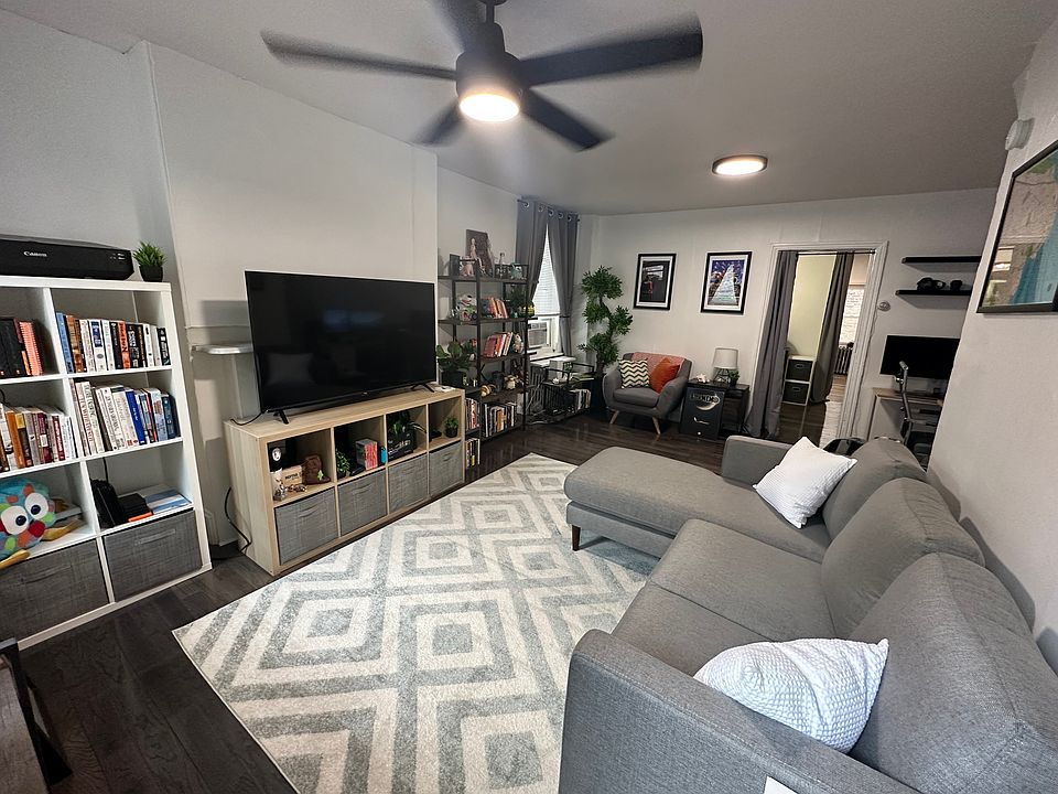 1st image of 2217 Naudain St Floor 1
