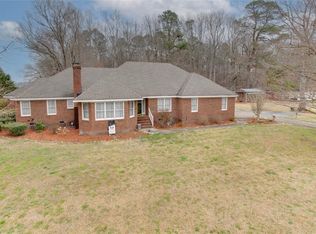 1760 N Muddy Creek Rd, Virginia Beach, VA 23456