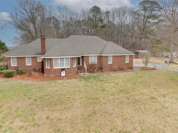 1760 N Muddy Creek Rd, Virginia Beach, VA 23456