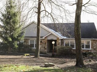 2312 S Ridge Dr, Hidden Valley, PA 15502