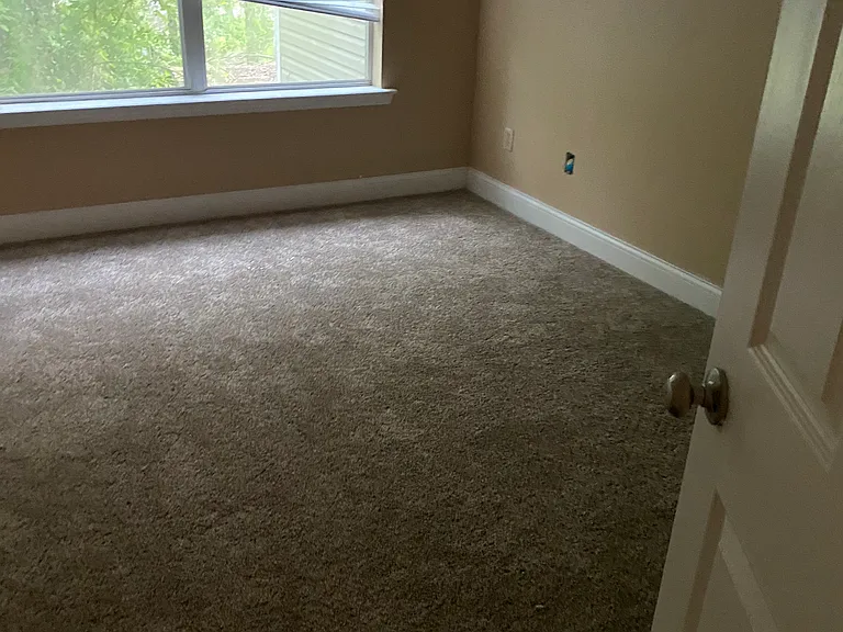 45176 Brown St — Photo 7